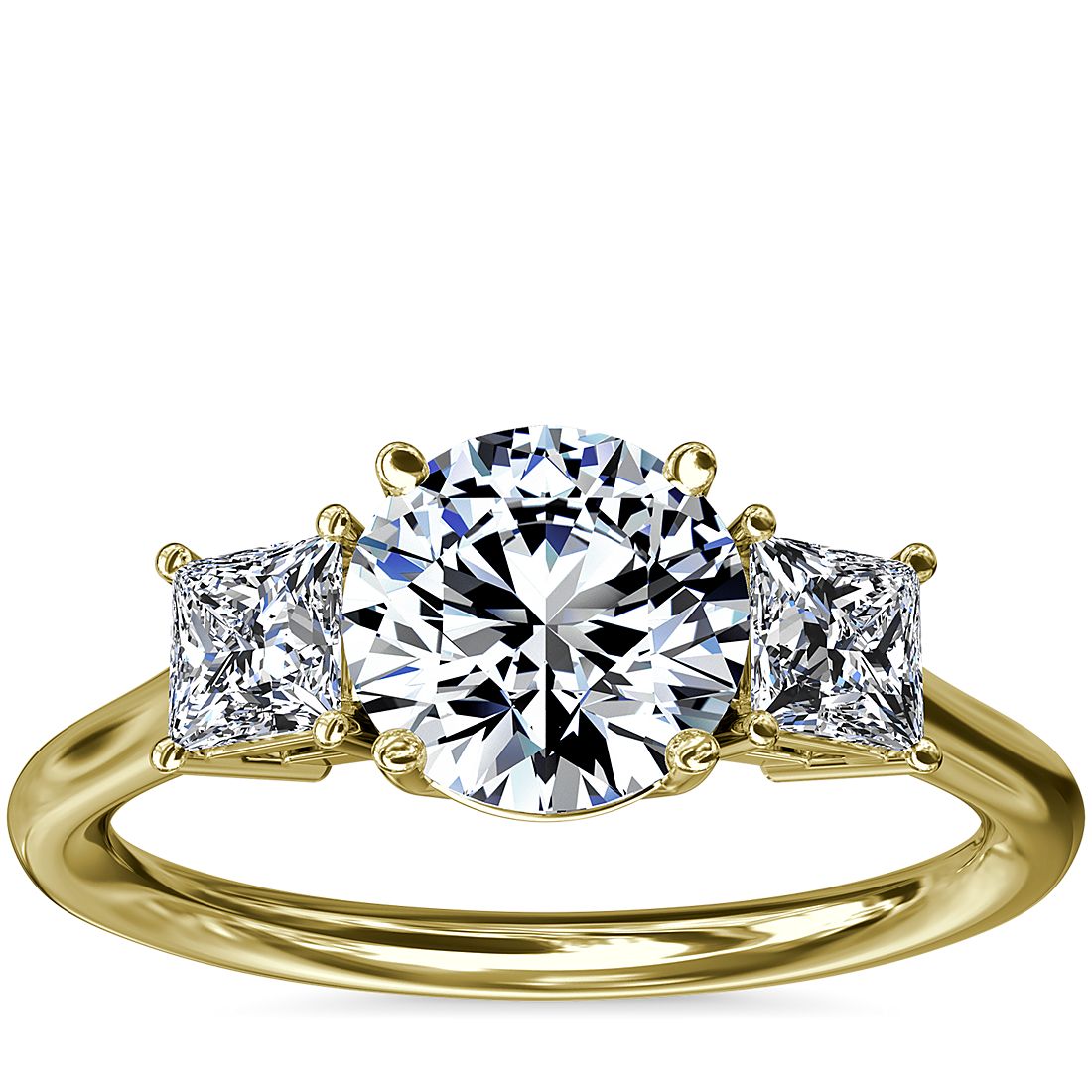 Infect Mittens Center Anillo de compromiso de tres piedras con diamante de talla princesa en oro  amarillo de 18 k (1/3 qt. total) | Blue Nile